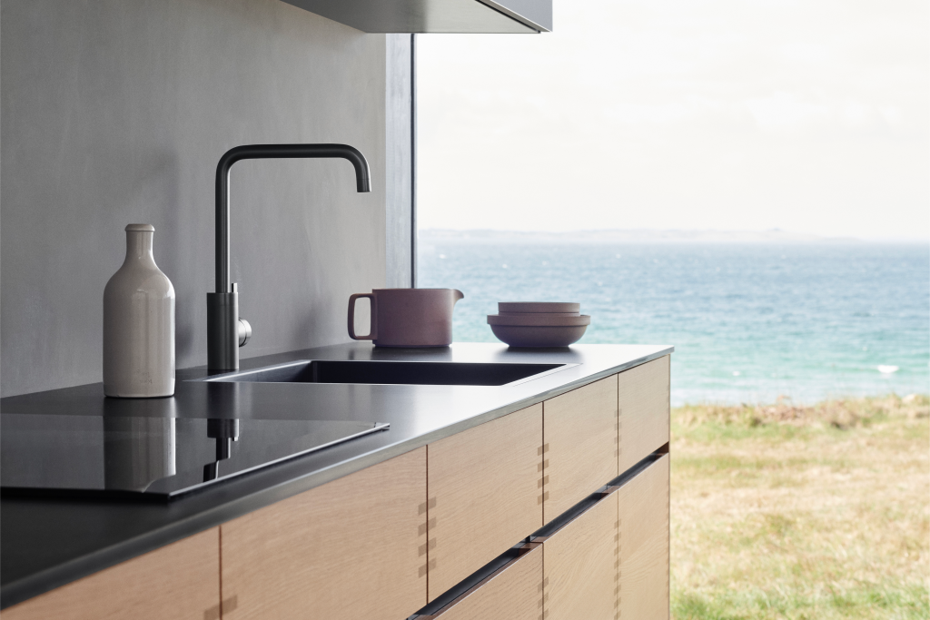 Black Kitchen Countertops